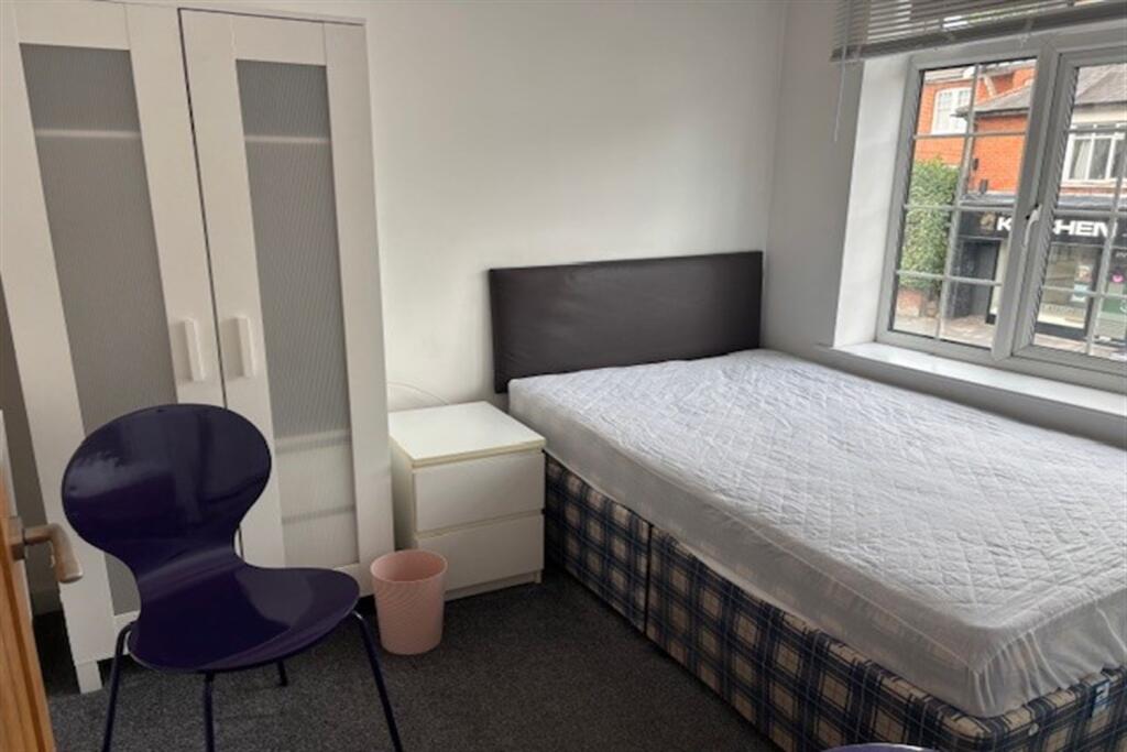 Additional image 7 of 3 bedroom First Floor Flat in Bournemouth