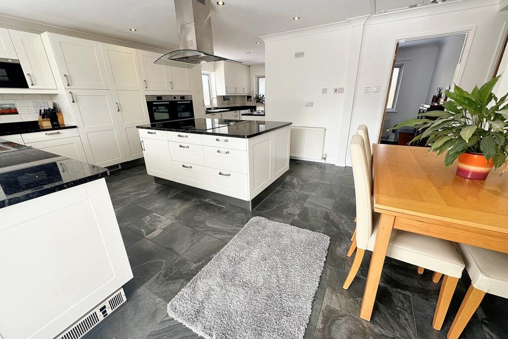 Additional image 4 of Verwood
