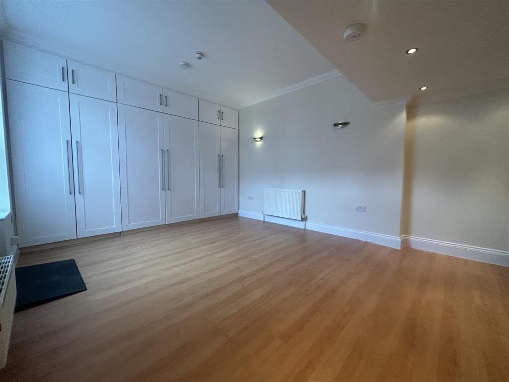 Additional image 2 of Cecil Road