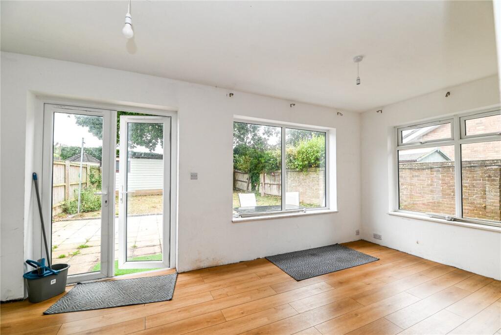 Additional image 4 of Rothbury Park, New Milton, Hampshire, BH25