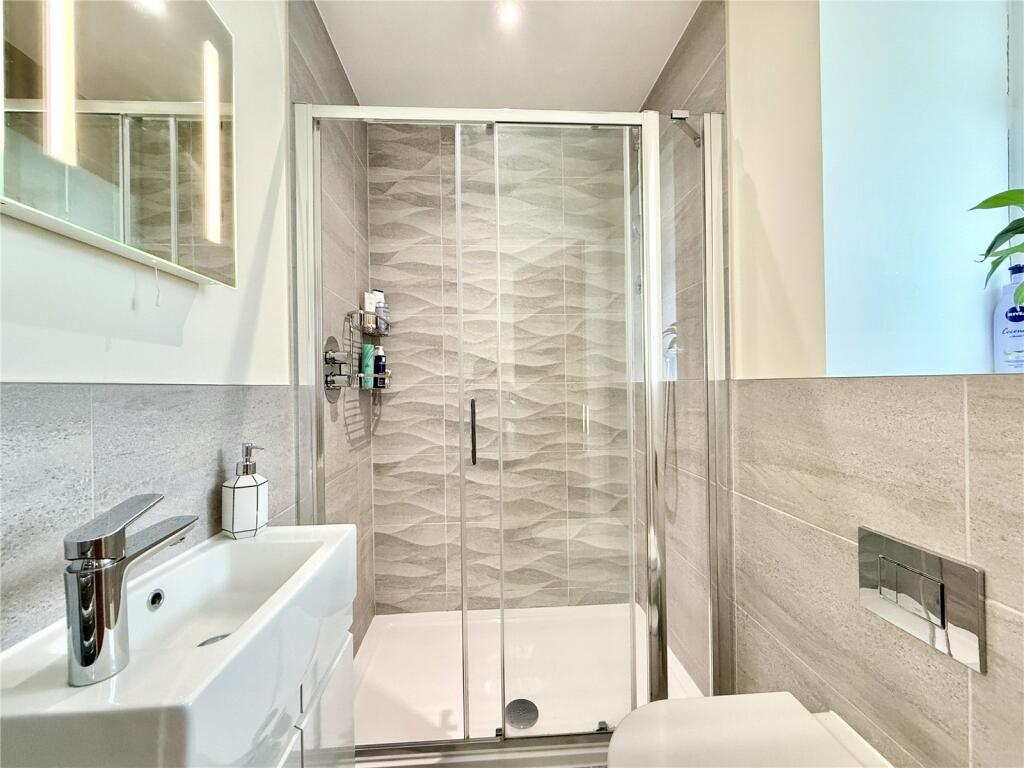 Additional image 12 of Seaton Road, Highcliffe On Sea, Christchurch, Dorset, BH23