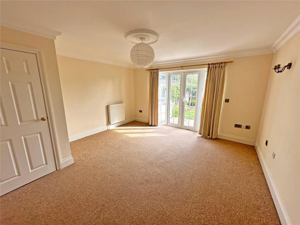 Additional image 17 of Atkinson Close, Barton on Sea, New Milton, Hampshire, BH25