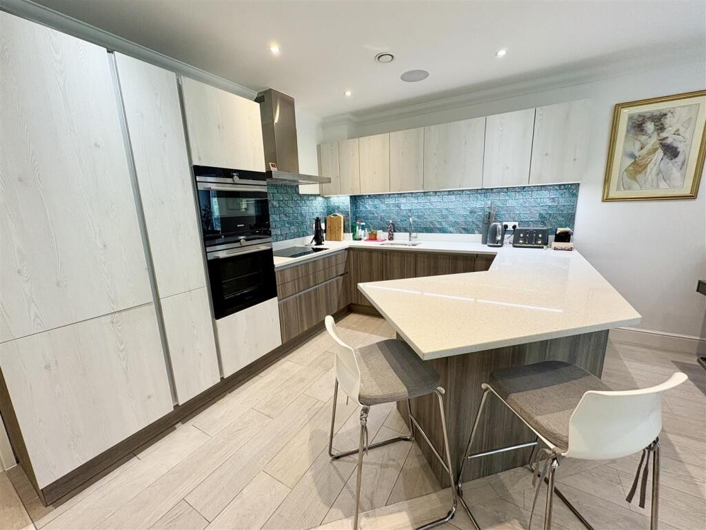 Additional image 20 of 38 Golf Links Road, Ferndown