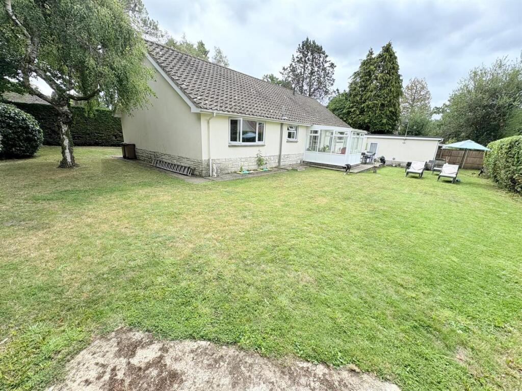 Additional image 17 of Crescent Walk, West Parley, Ferndown