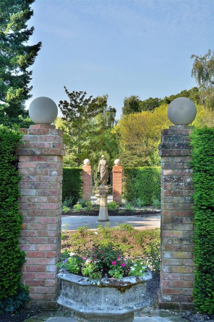 Additional image 7 of Stapehill Abbey, 276 Wimborne Road West