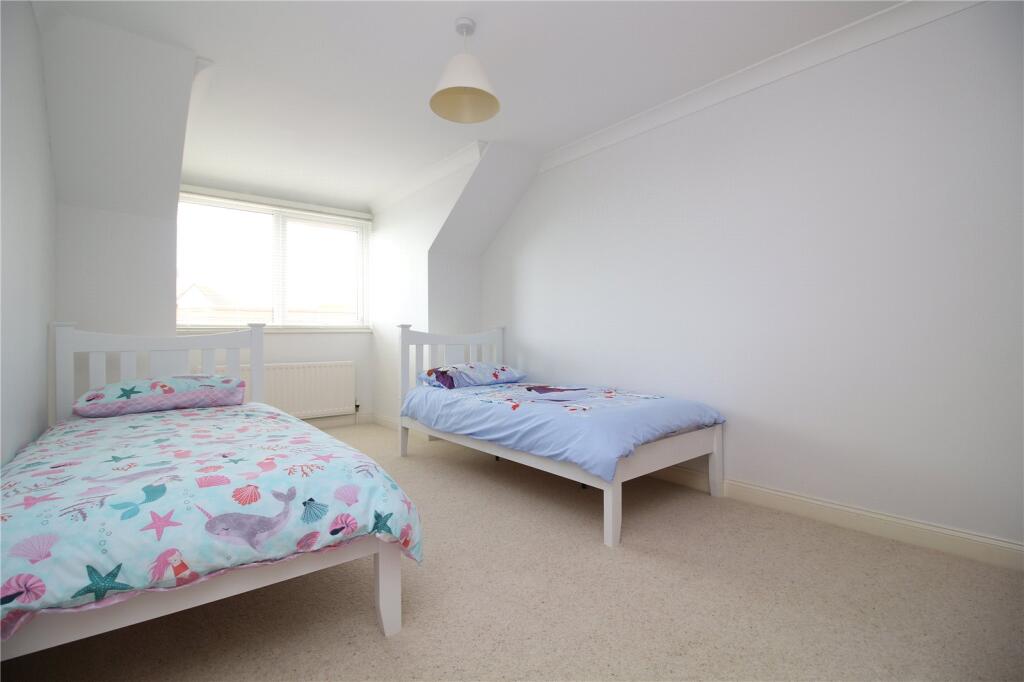 Additional image 11 of Shoreacre, Marine Drive East, Barton On Sea, Hampshire, BH25