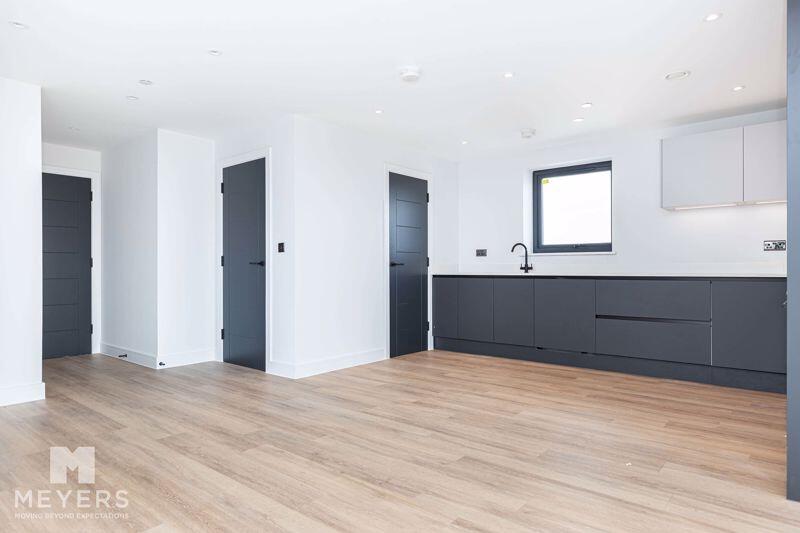 Additional image 10 of Reef Manor, 5 Wollstonecraft Road, Bournemouth, BH5