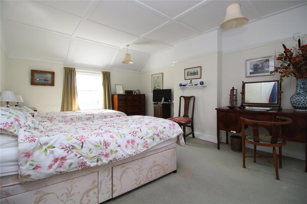 Additional image 8 of First Marine Avenue, Barton On Sea, Hampshire, BH25