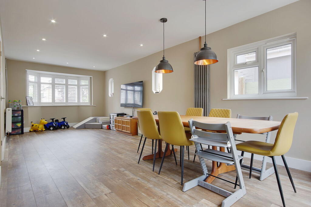 Additional image 12 of Queens Park, Bournemouth, BH8 9HZ