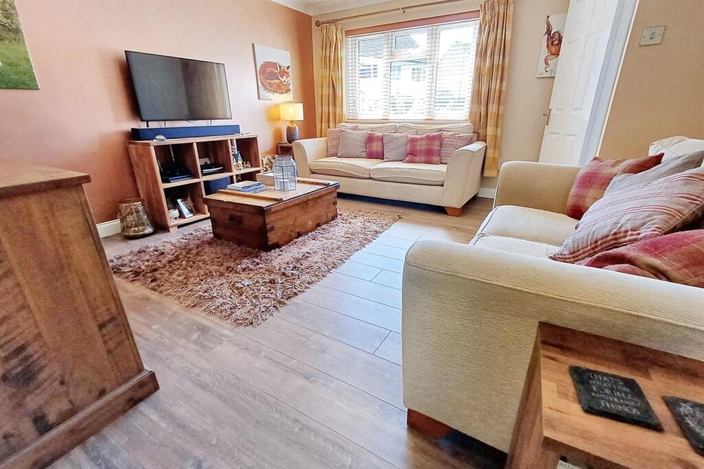 Additional image 4 of Verwood