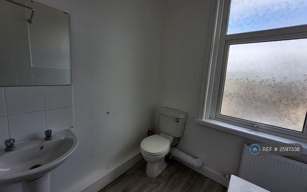 Additional image 11 of Chesham Road, Bury, BL9