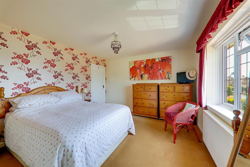 Additional image 8 of Arlington Avenue, Goring-By-Sea, Worthing