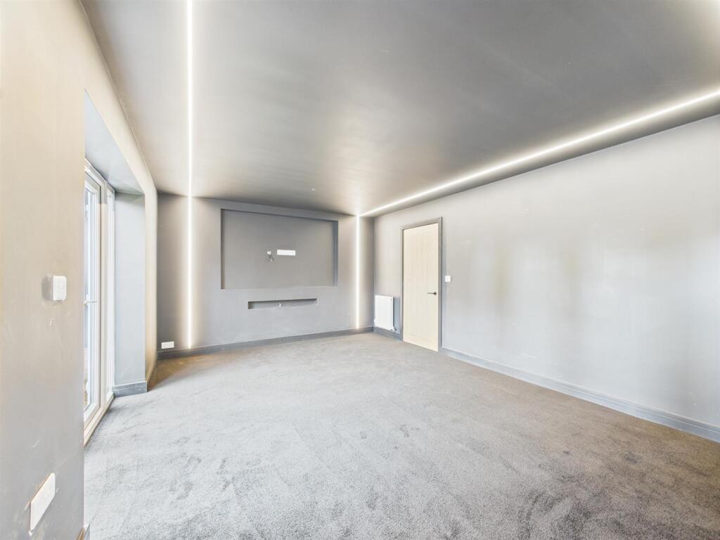 Additional image 21 of Searle Avenue, Peacehaven