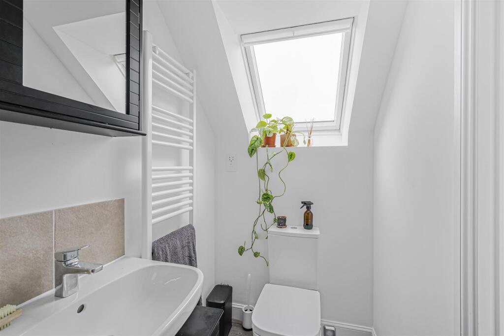 Additional image 20 of Nuthatch Lane, Peacehaven