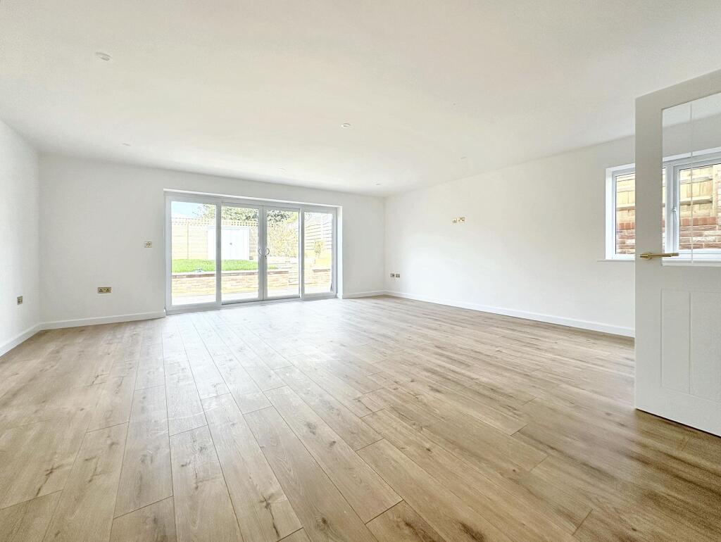 Additional image 4 of Steyning Avenue, Peacehaven, BN10 8HN