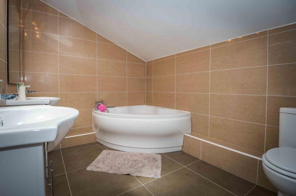 Additional image 8 of Apartment 3, Netherfield House, No 4 Albert Road, Heaton