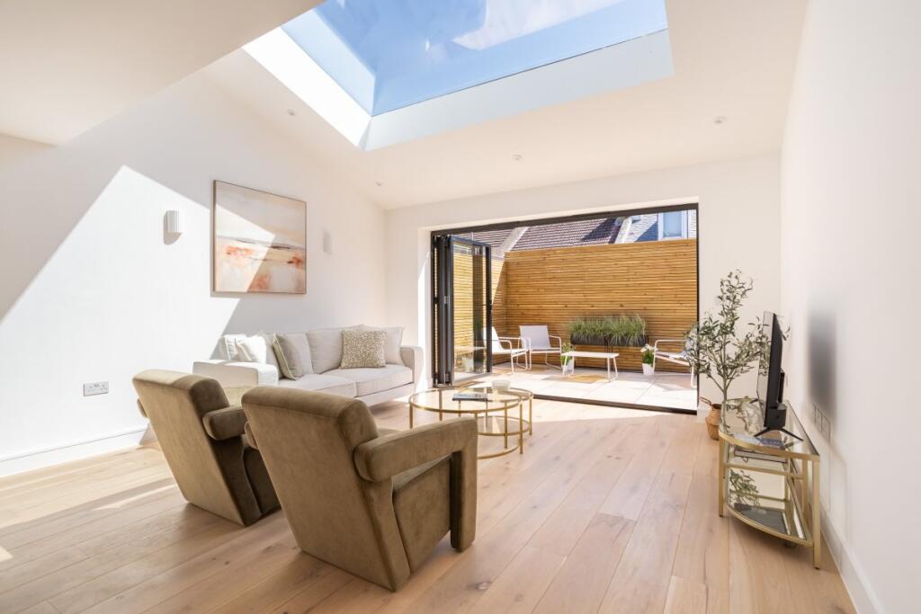 Additional image 5 of 24G Hythe Road, Brighton