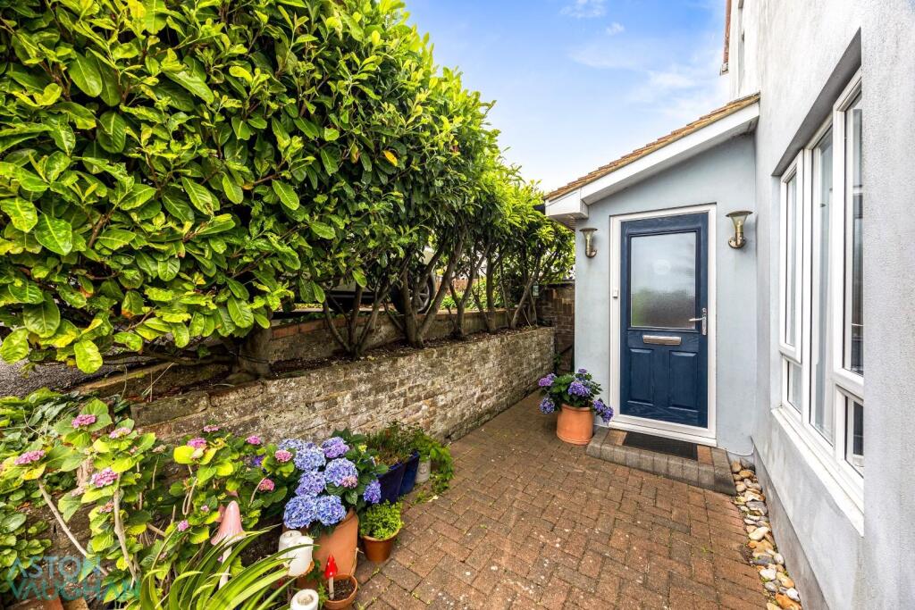 Additional image 27 of Waverley Crescent, Brighton