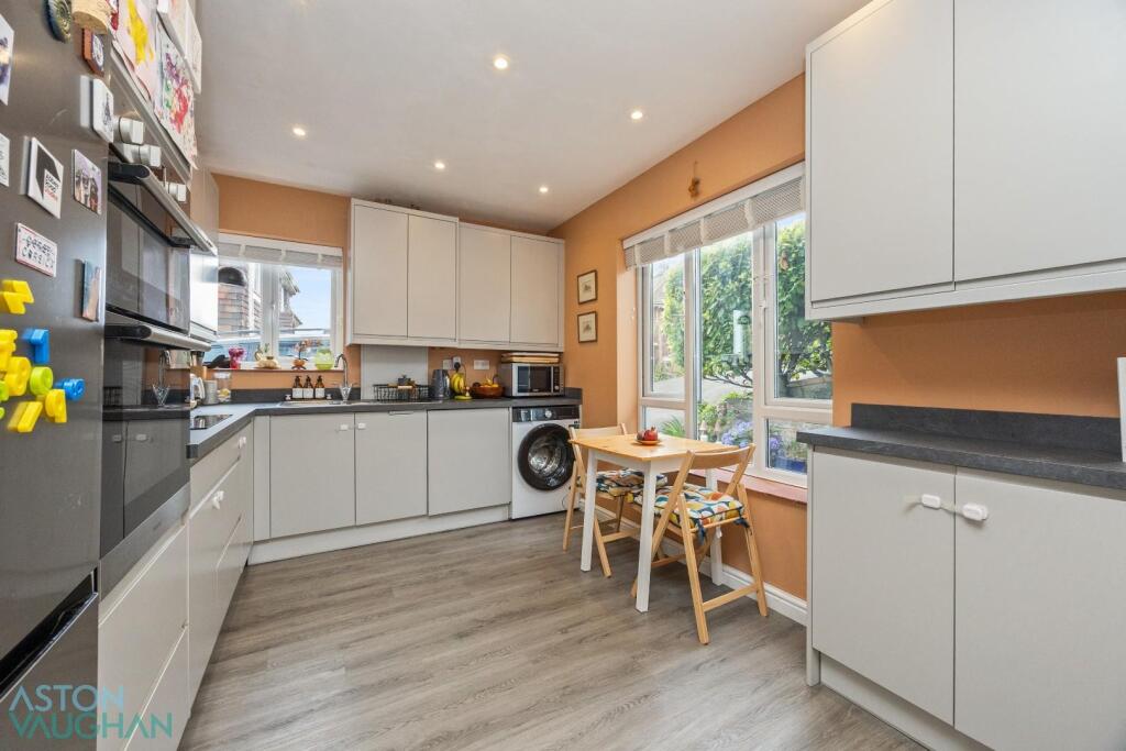 Additional image 7 of Waverley Crescent, Brighton