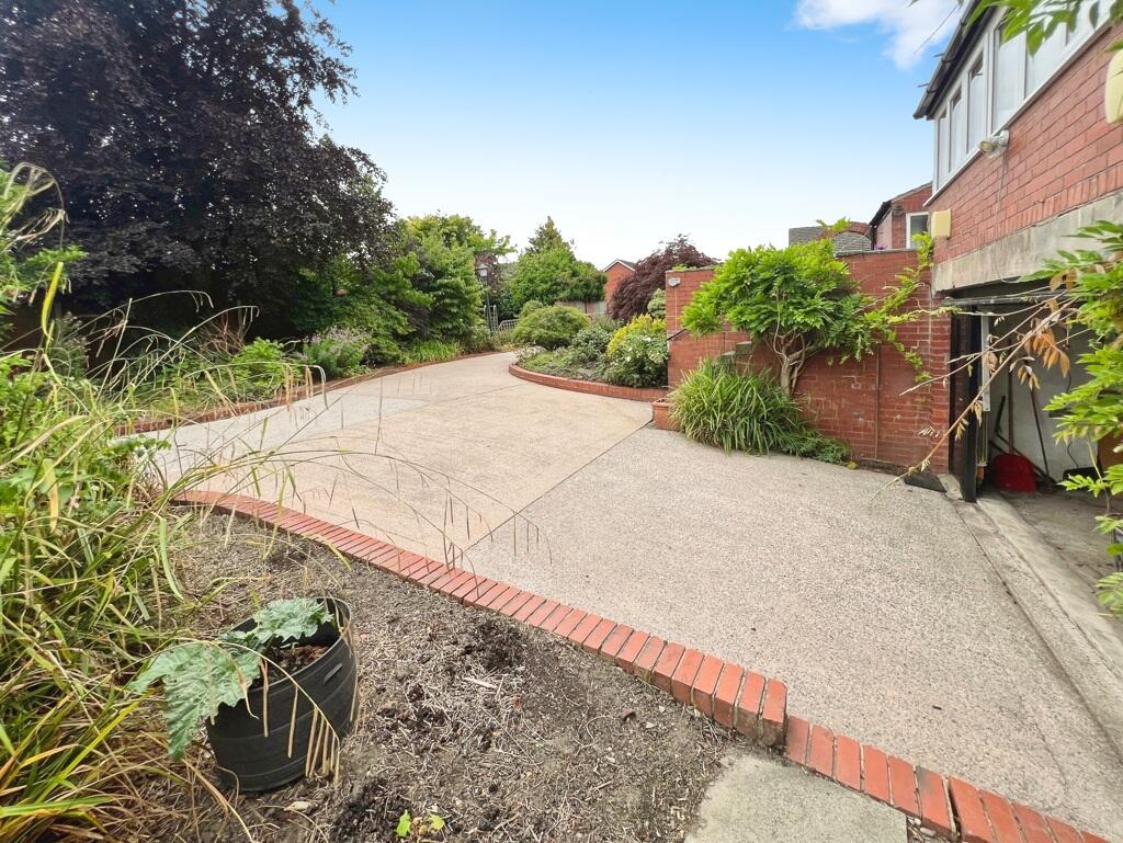 Additional image 6 of 560 Radcliffe Road, Bolton, Lancashire, BL3 1AN