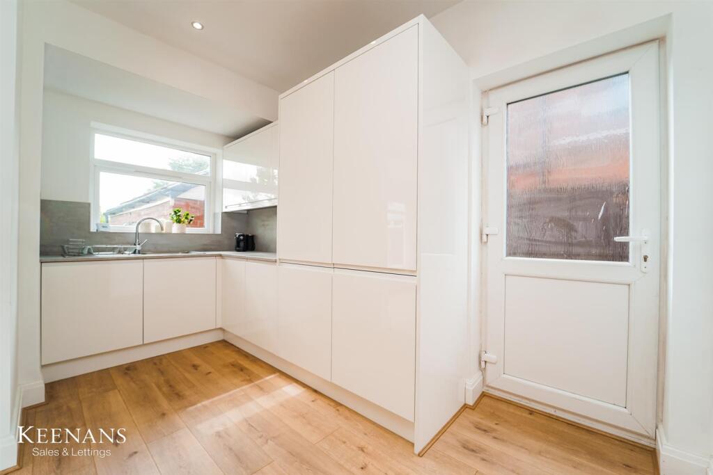 Additional image 3 of Dunsters Avenue, Brandlesholme