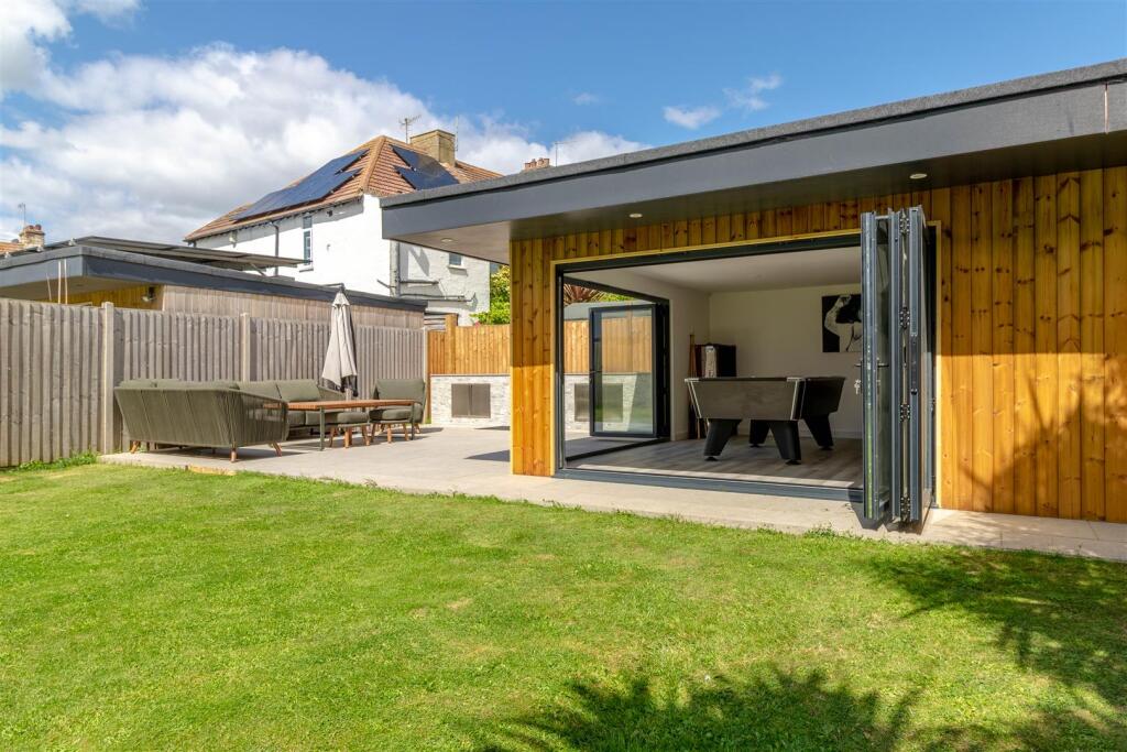 Additional image 33 of Brighton Road, Worthing