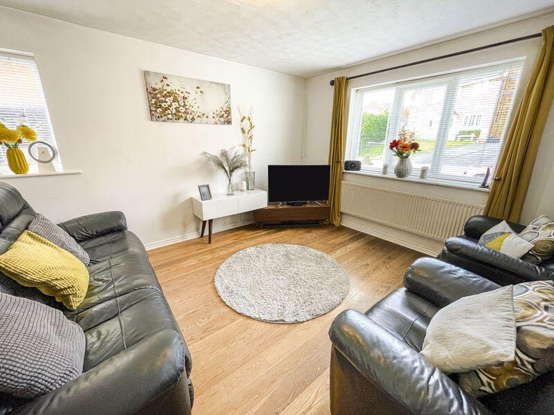 Whiteoak View, Darcy Lever - NO ONWARD CHAIN