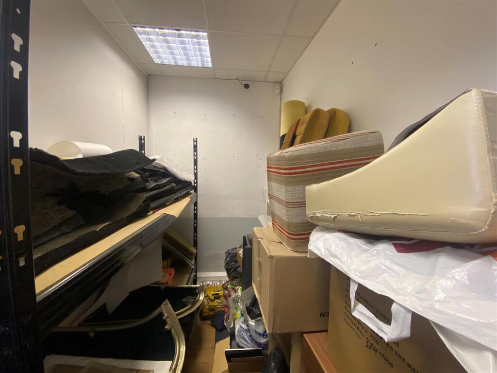 Additional image 4 of New Broadway, Worthing