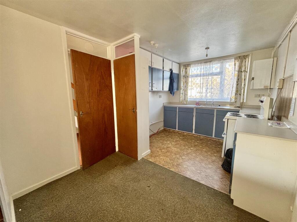 Additional image 11 of Downland Avenue, Peacehaven