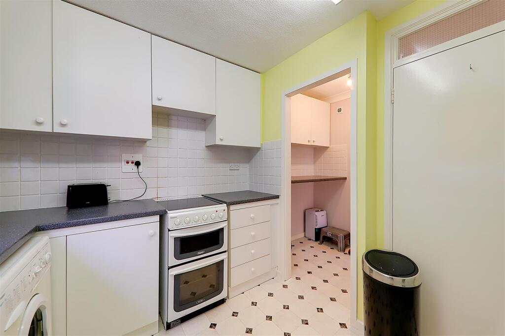 Additional image 8 of Cardinal court, Grand Avenue, Worthing