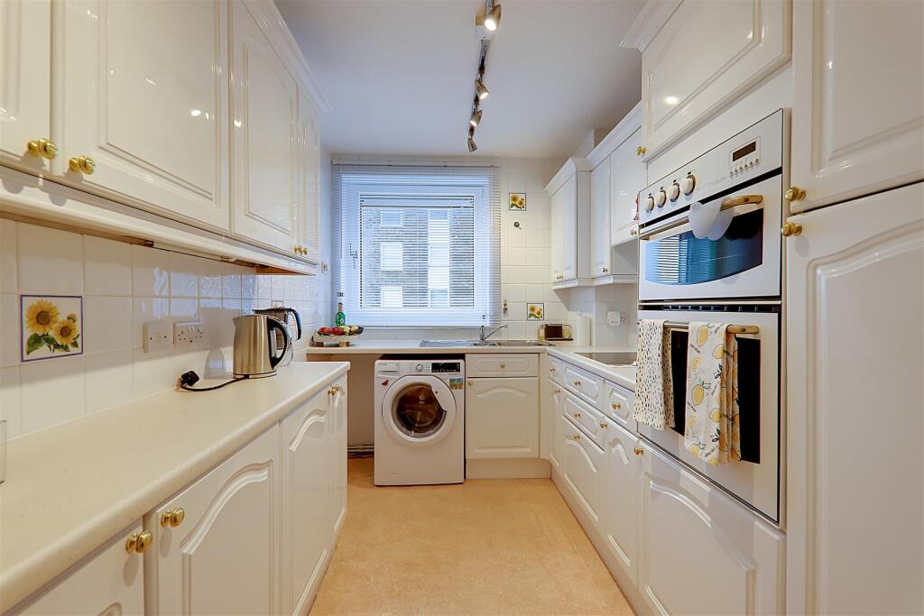 Additional image 6 of West Parade, Worthing