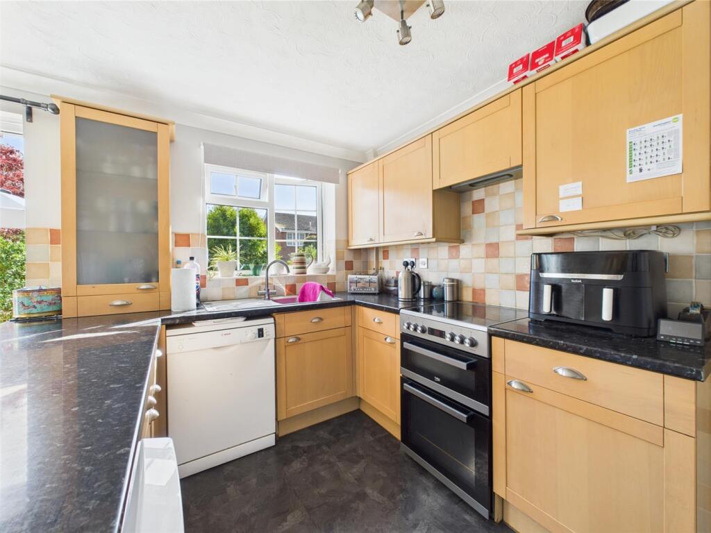 Additional image 16 of Chatsworth Avenue, Telscombe Cliffs, Peacehaven