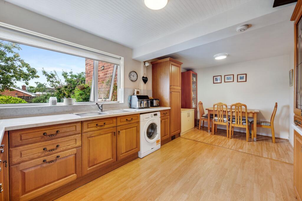 Additional image 7 of Ingleton Close, Harwood