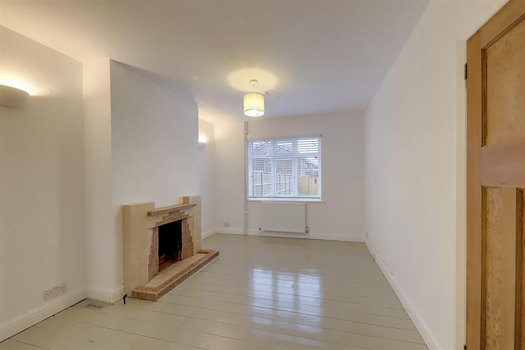 Additional image 4 of Norfolk Street, Worthing, BN11