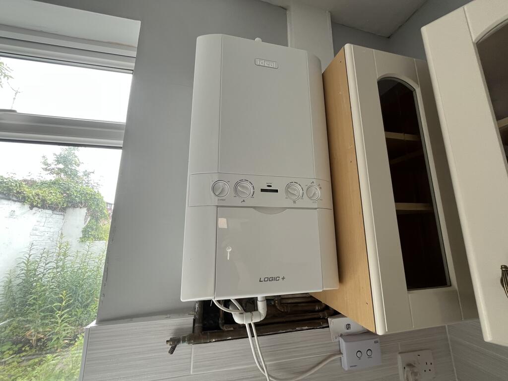 Additional image 9 of 11 Clay Street, Bromley Cross, Bolton, Lancashire, BL7 9BU