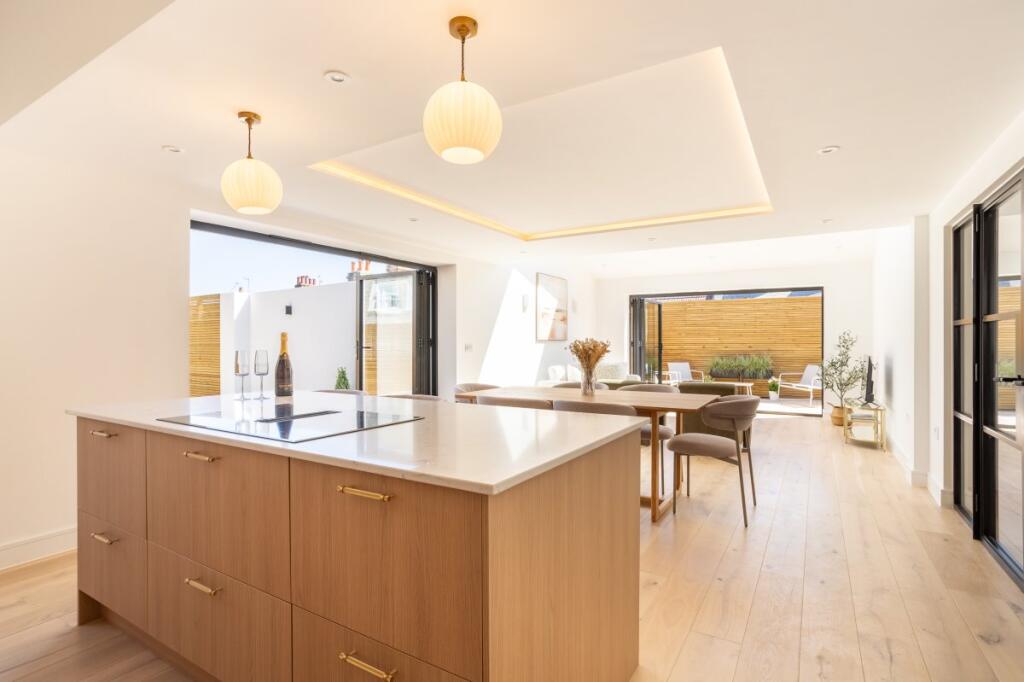 Additional image 6 of 24G Hythe Road, Brighton