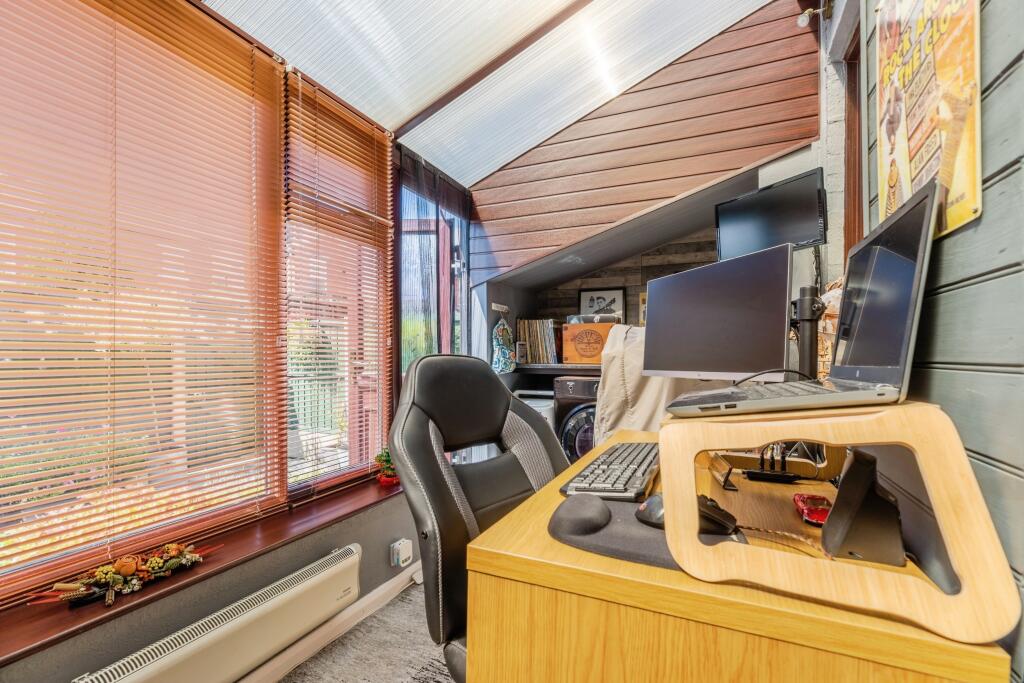 Additional image 7 of Garnett Street, Bury, BL0