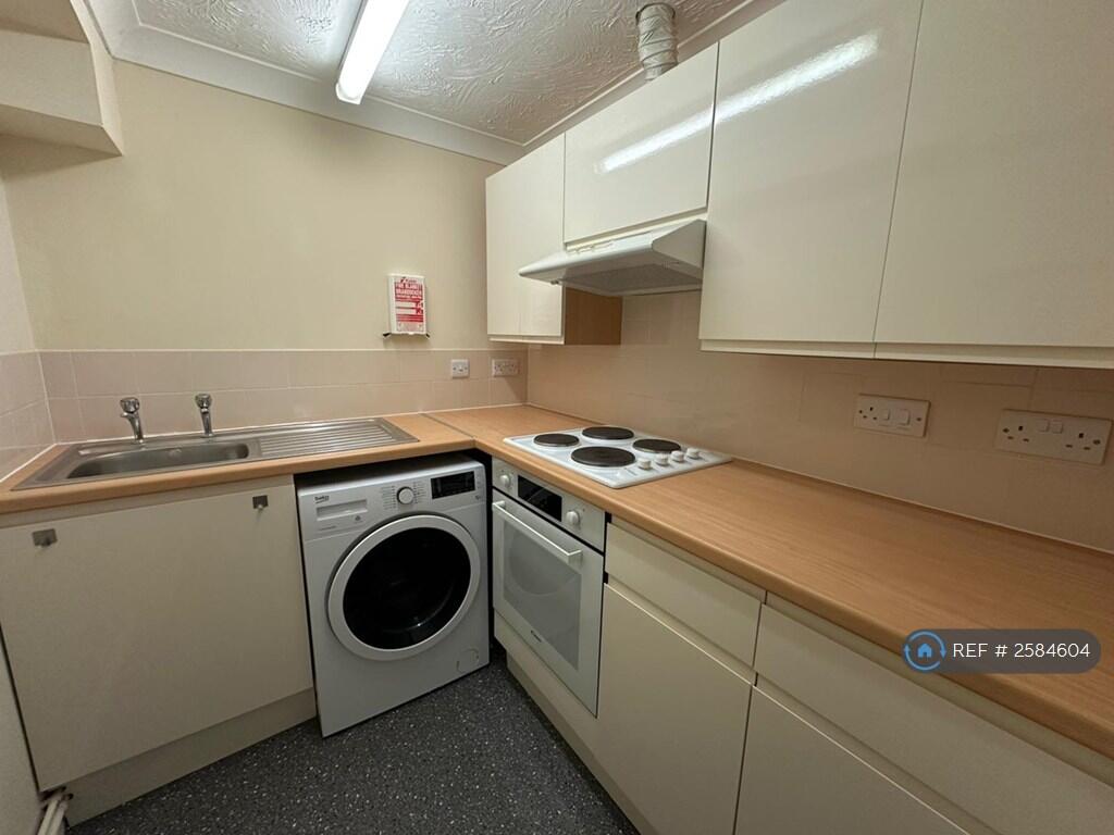 Additional image 8 of Park Crescent, Worthing, BN11