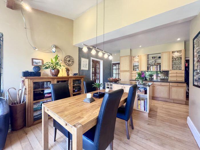 Additional image 10 of 210 Greenmount Lane, Bolton, BL1 5HZ