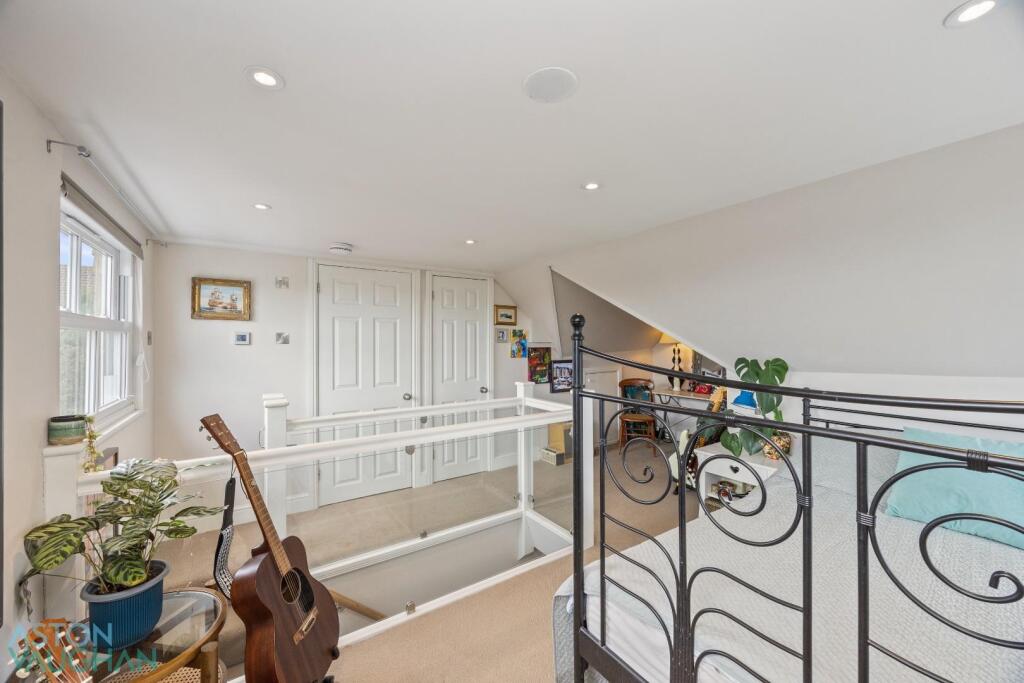 Additional image 9 of Waverley Crescent, Brighton
