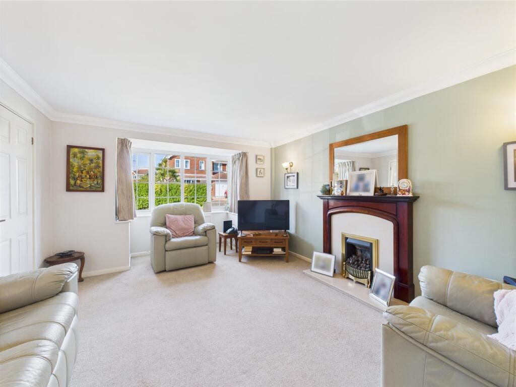 Additional image 4 of Chatsworth Avenue, Telscombe Cliffs, Peacehaven