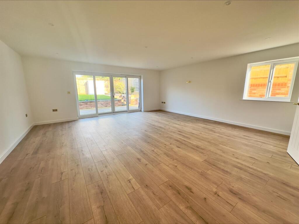Additional image 28 of Steyning Avenue, Peacehaven