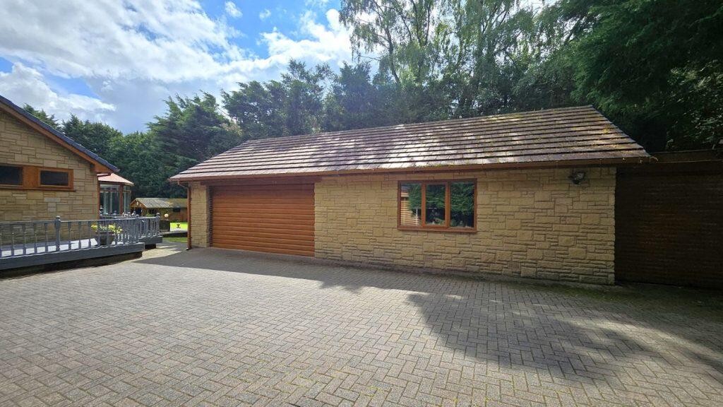 Additional image 28 of 29 Regent Road, Lostock, Bolton, BL6 4DG