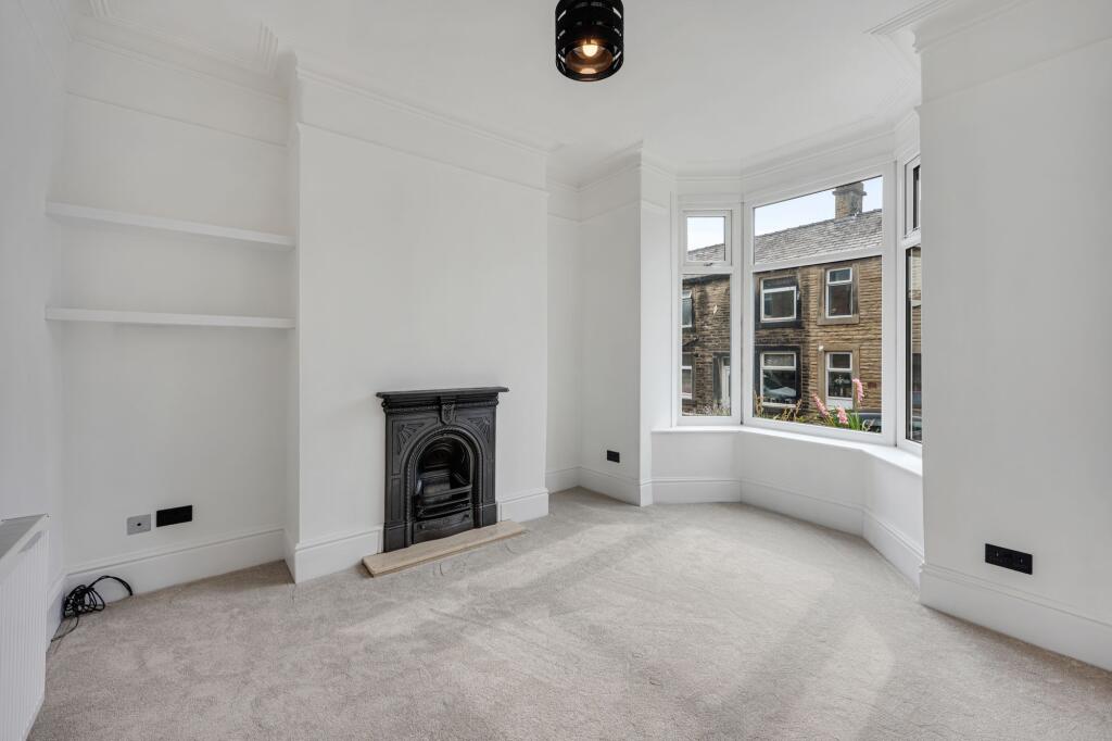 Additional image 3 of Shilton Street, Ramsbottom, BL0 | 4-Bed Terraced with, Open-Plan Kitchen/Diner & Well-Proportioned Bedrooms