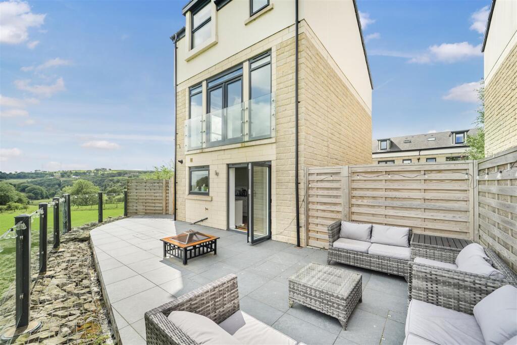 Additional image 12 of Bleaklow Court, Hawkshaw, Bury