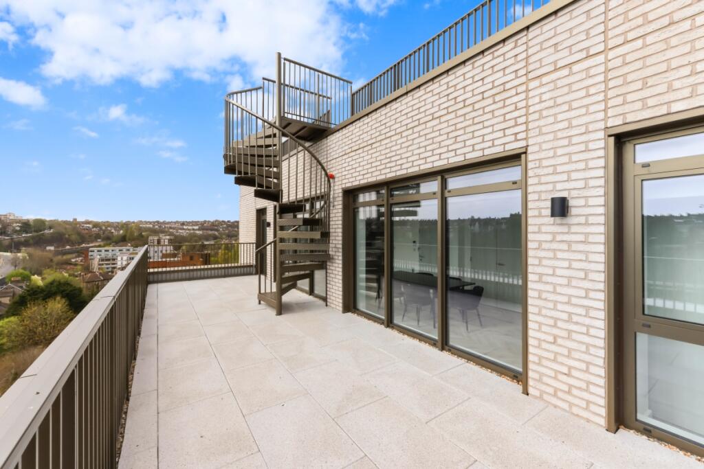 Additional image 4 of Wellesbourne, 137 Preston Park Brighton BN1