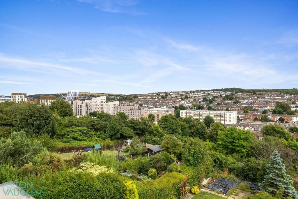 Additional image 21 of Waverley Crescent, Brighton