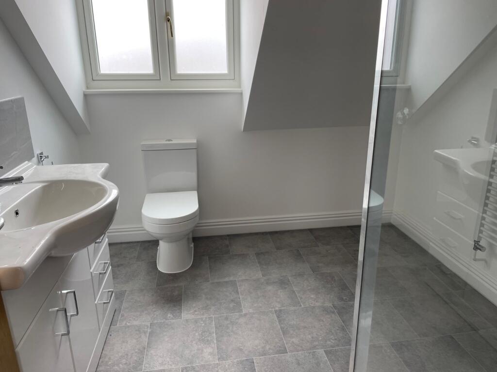 Additional image 7 of Room 4, 31A Warwick Street, Worthing, West Sussex, BN11