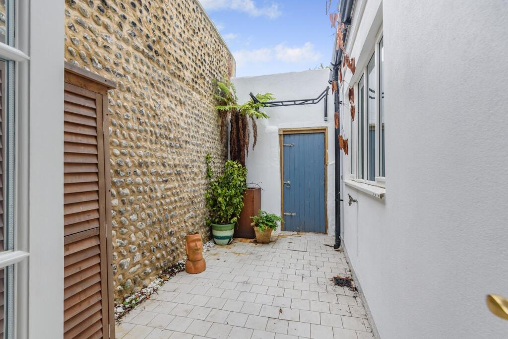 Additional image 20 of Alfred Place, Worthing, BN11