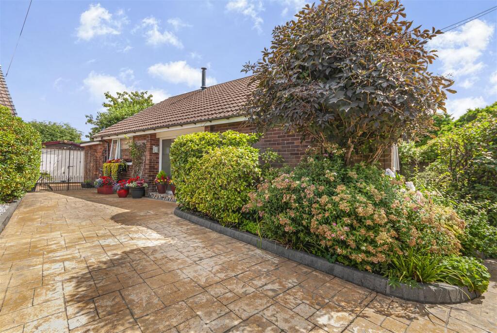 Additional image 43 of Greenfield Close, Bury